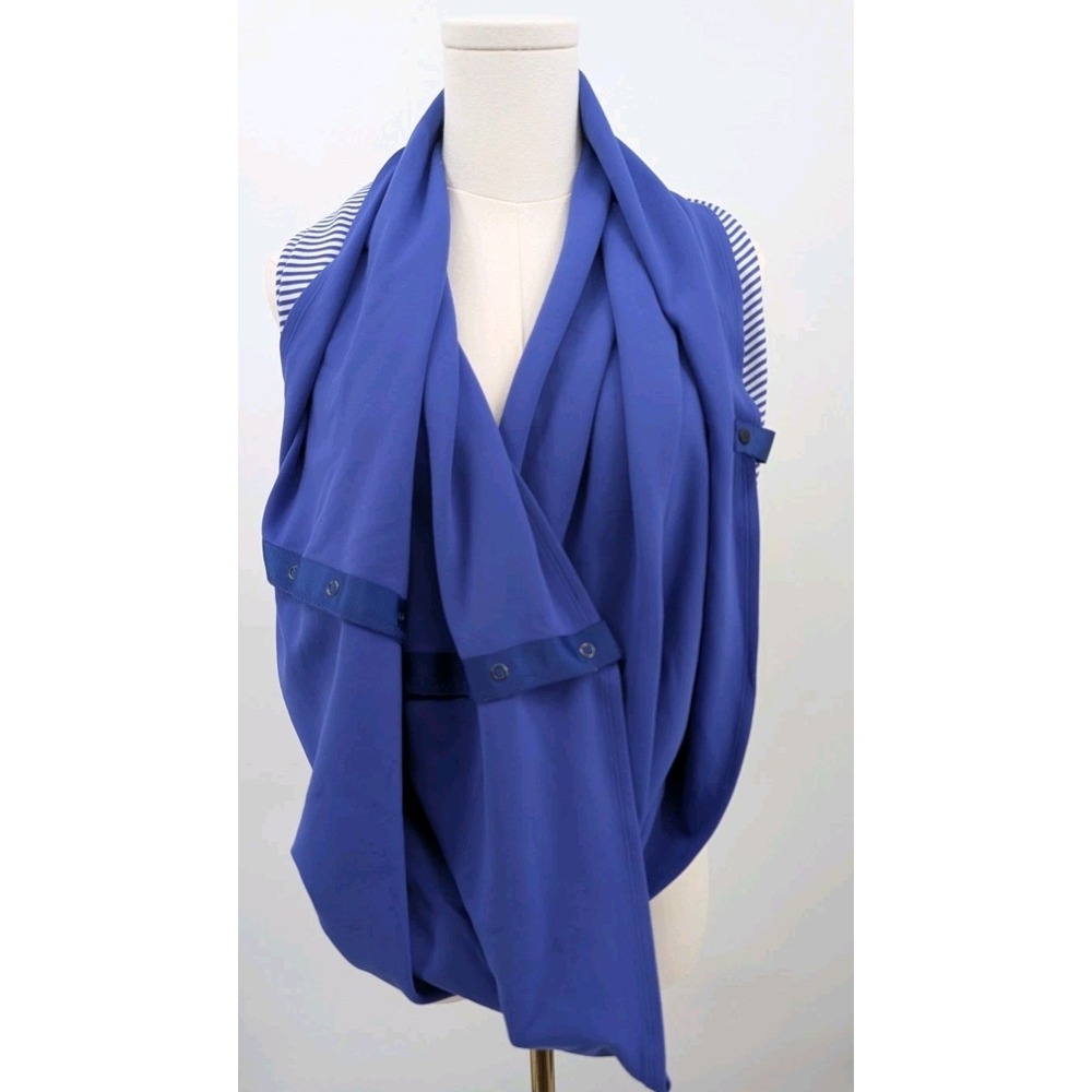 Lululemon Vinyasa Scarf Periwinkle Blue Reverdible Stripped Full Snap